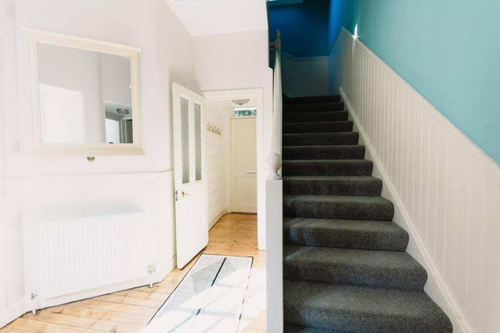 Factors House - A Comfy Cottage In Countryside Park With Wifi And Access To Bar And Pool Perth Exterior foto