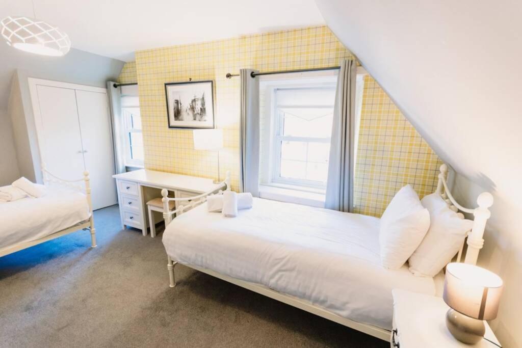 Factors House - A Comfy Cottage In Countryside Park With Wifi And Access To Bar And Pool Perth Exterior foto